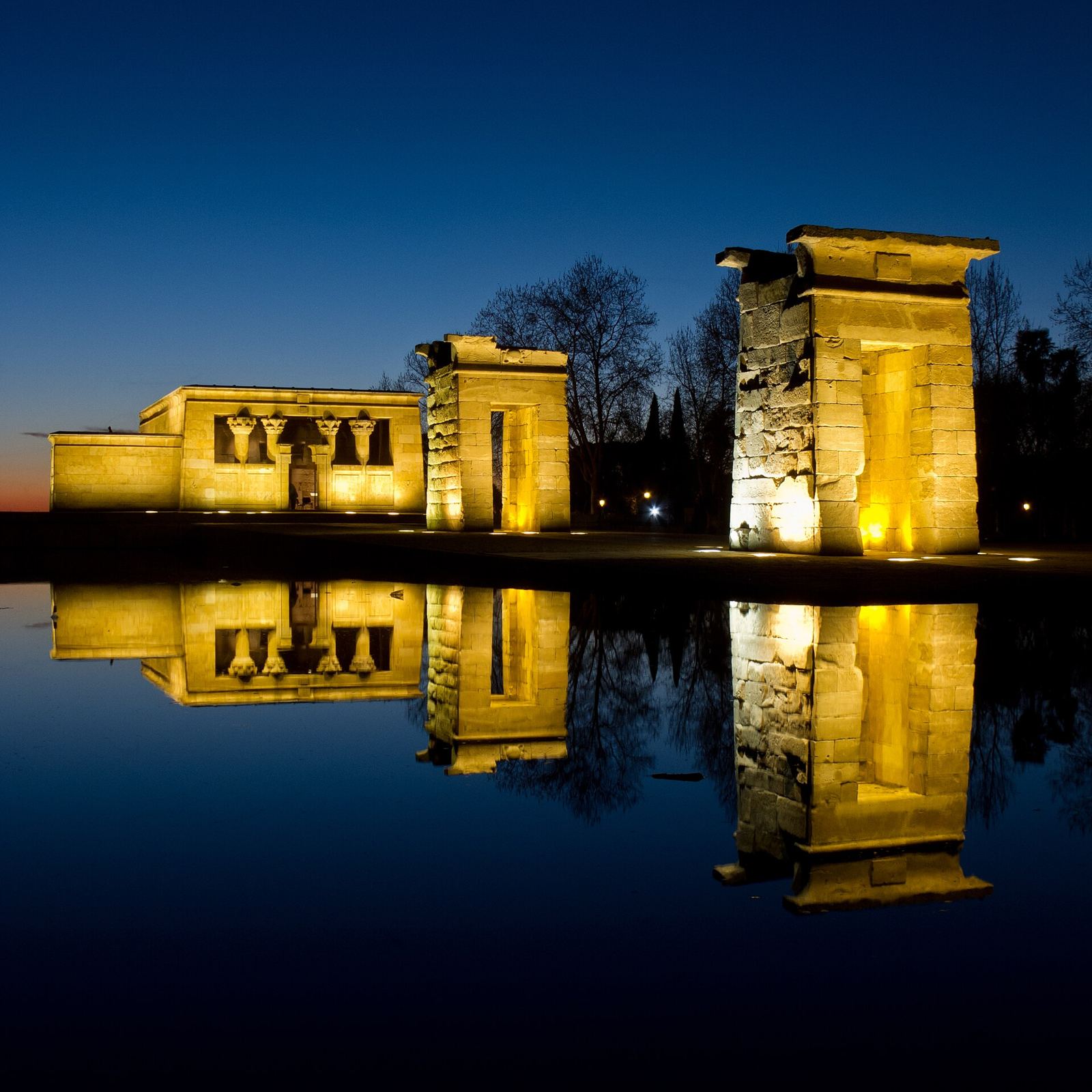 Templo de Debod at sunset